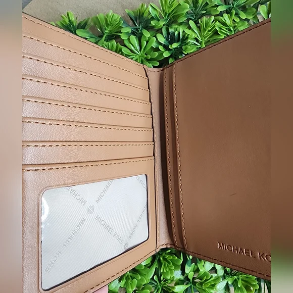 EUC Michael Kors Brown Monogram Wallet Passport Holder - Picture 6 of 8